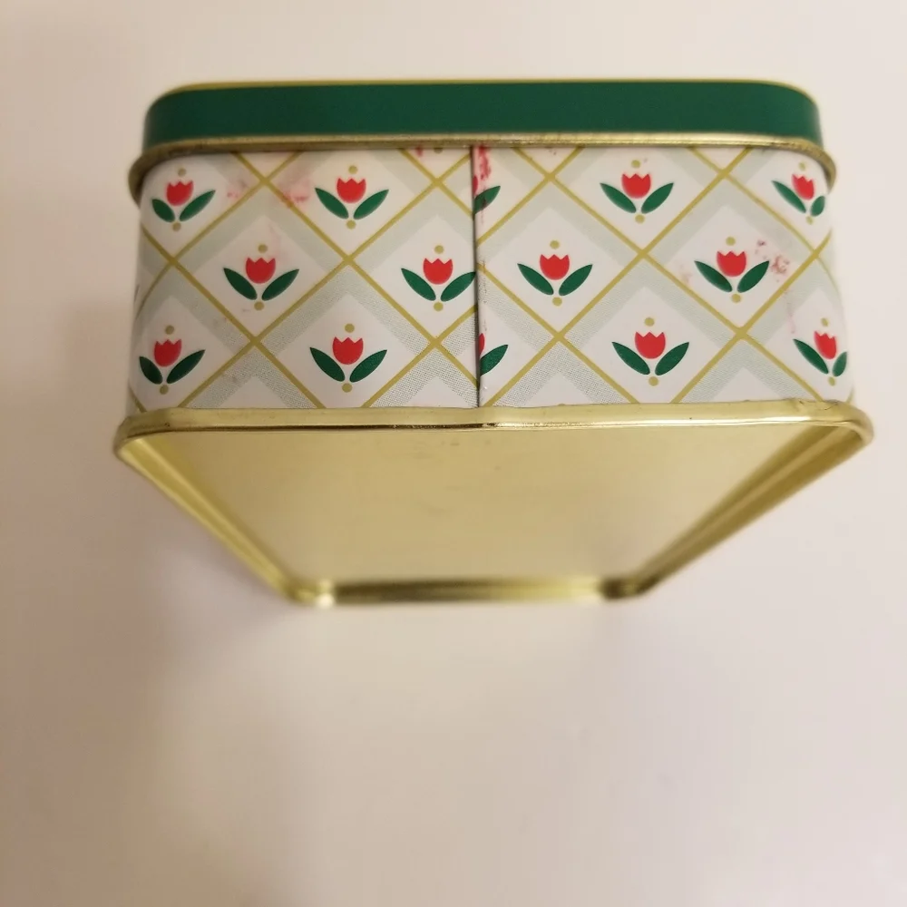 Charming Decorative Red/Green Tulip Floral Pattern Tin Box Easter, Christmas!